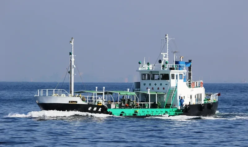 AIEI MARU Tanker IMO 9250256 photo 7