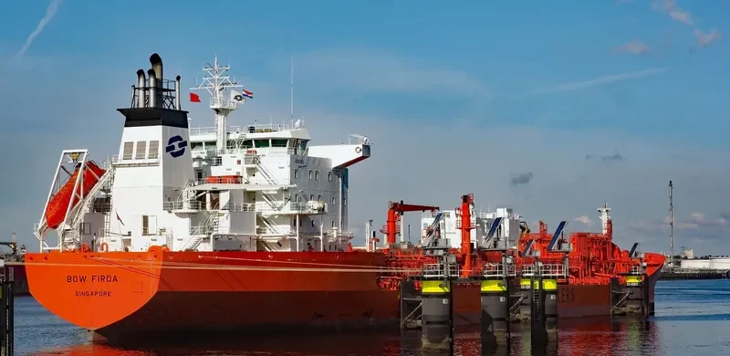 BOW FIRDA Tanker IMO 9250751 photo 3