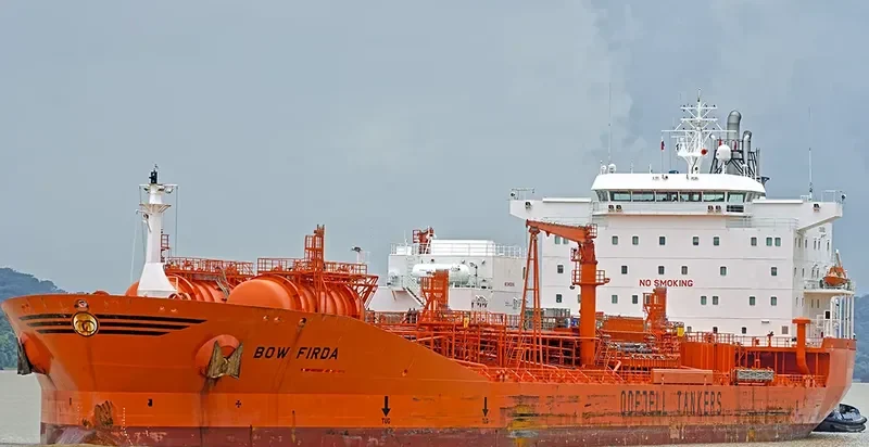 BOW FIRDA Tanker IMO 9250751 photo 9