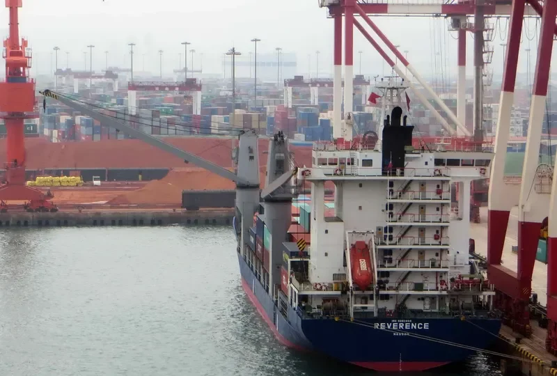 REVERENCE Container Ship IMO 9250933 photo 2