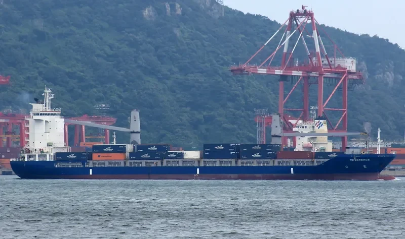 REVERENCE Container Ship IMO 9250933 photo 6