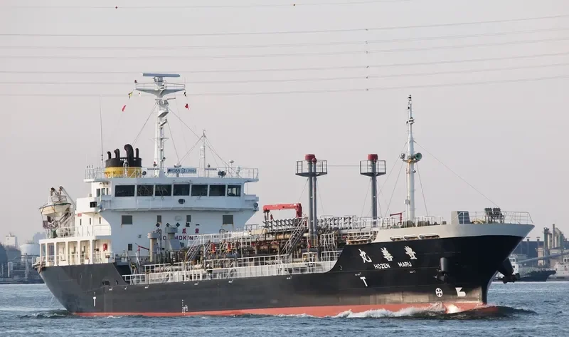 HOZEN MARU Tanker IMO 9251133 photo 8