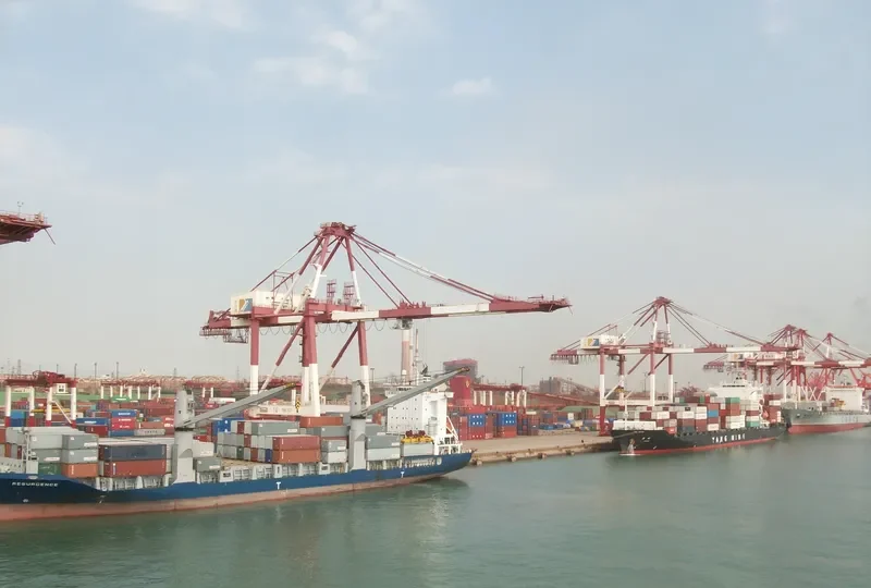 RESURGENCE Container Ship IMO 9251169 photo 3
