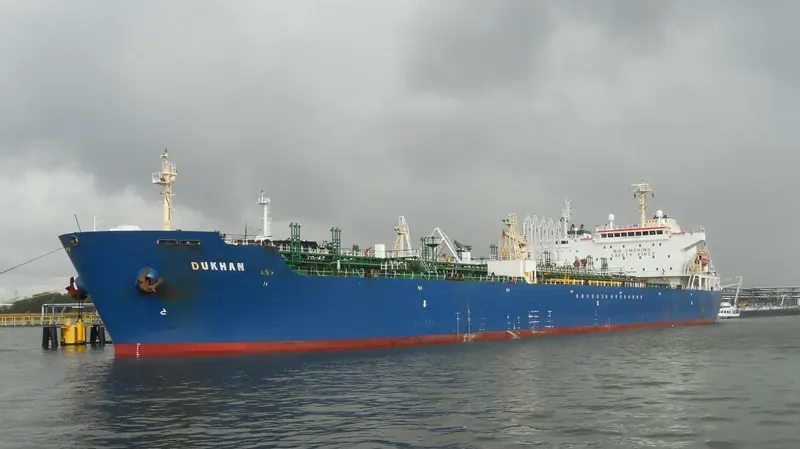 MATRIX TRIUMPH Tanker IMO 9251286 photo 8