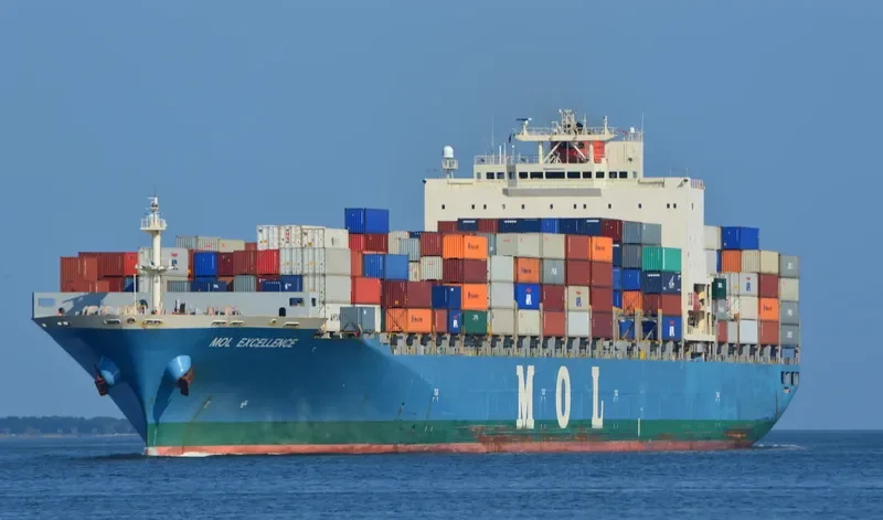SEASPAN EXCELLENCE Container Ship IMO 9251377 photo 3