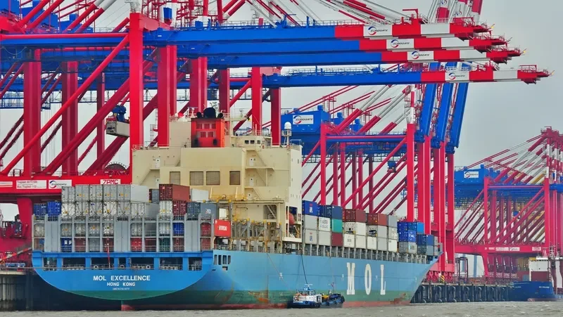 SEASPAN EXCELLENCE Container Ship IMO 9251377 photo 7
