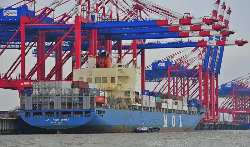 SEASPAN EXCELLENCE Container Ship IMO 9251377 photo 8