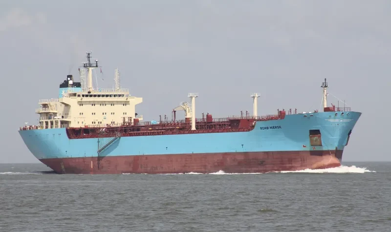 ROMOE MAERSK Tanker IMO 9251406 photo 2