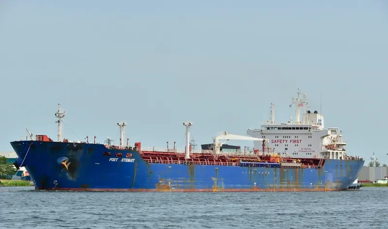 DAPHNE I Tanker IMO 9251456 photo 4