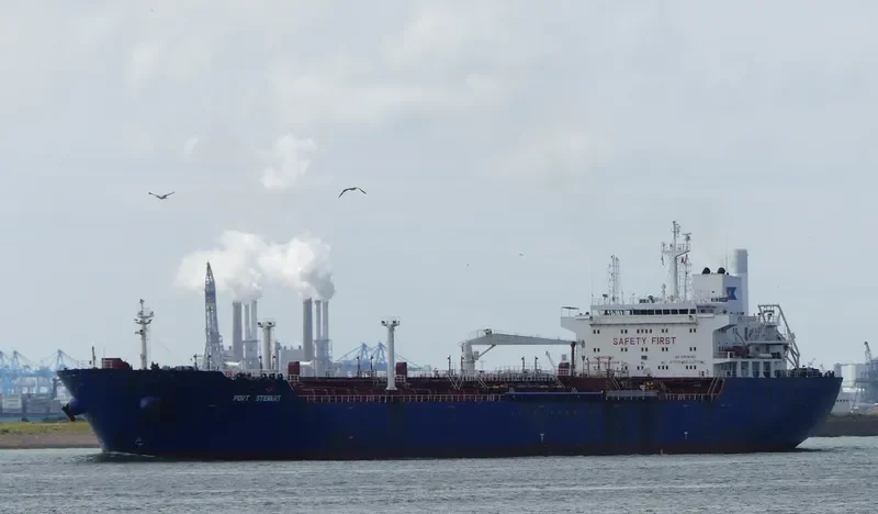 DAPHNE I Tanker IMO 9251456 photo 9