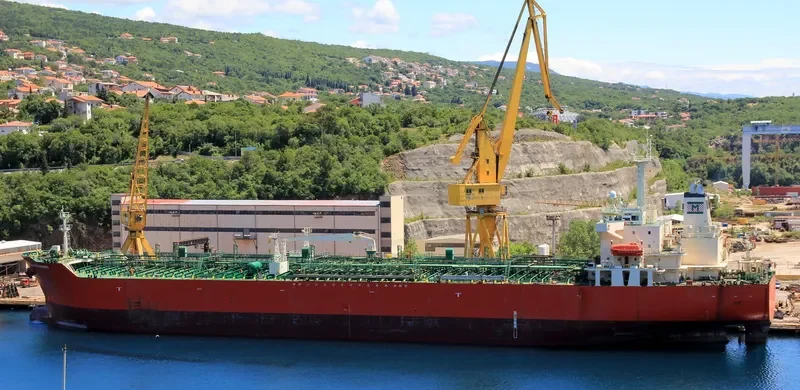 VALLE DI NAVARRA Tanker IMO 9251547 photo 4
