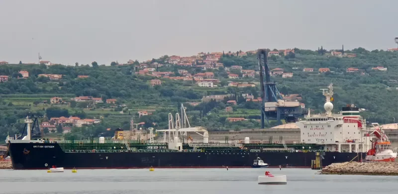 SC ESTEEM LII Tanker IMO 9251573 photo 5