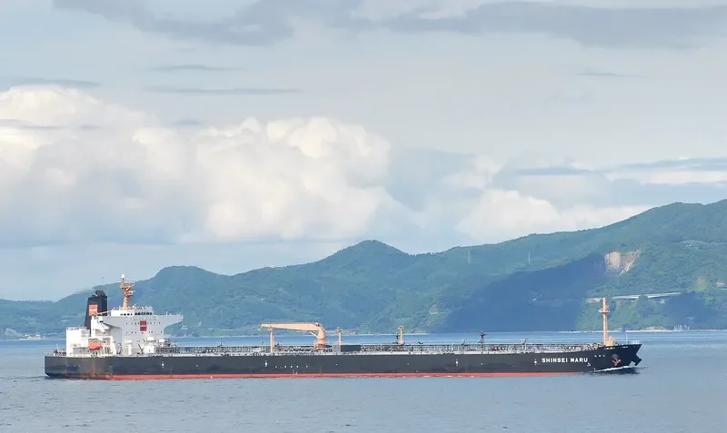 NABIIN Tanker IMO 9251585 photo 6