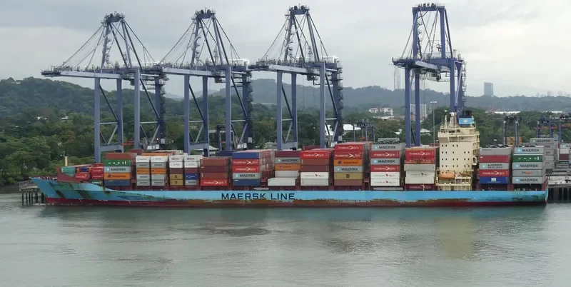 OLIVIA MAERSK Container Ship IMO 9251638 photo 2