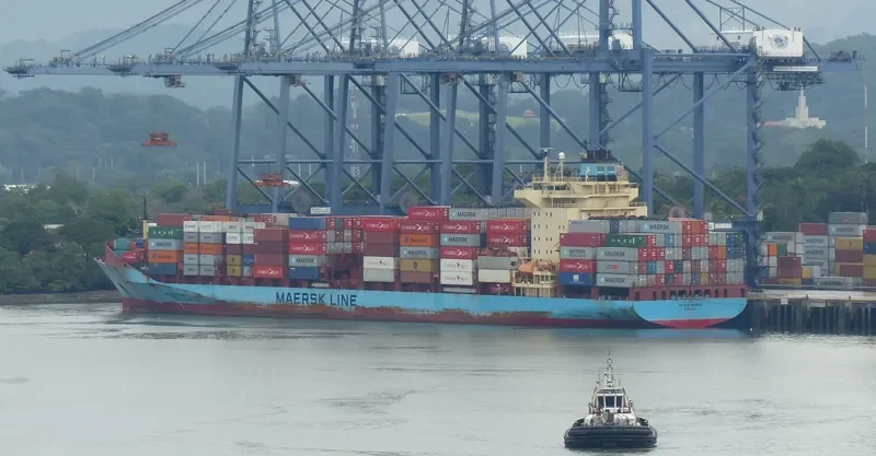 OLIVIA MAERSK Container Ship IMO 9251638 photo 3
