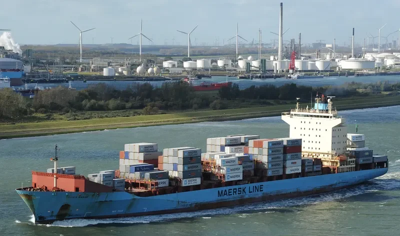 OLIVIA MAERSK Container Ship IMO 9251638 photo 6