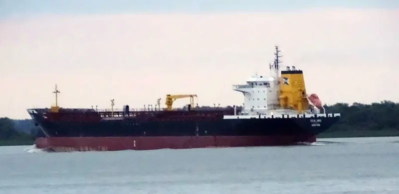 SEALING Tanker IMO 9251652 photo 7