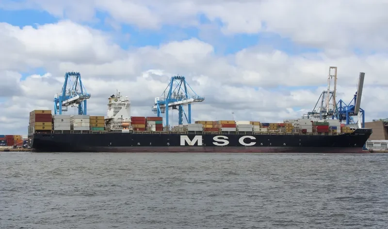 MSC VANESSA Container Ship IMO 9251688 photo 3