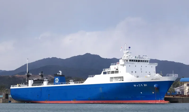 INNOVATOR Ro-Ro IMO 9251731 photo 2