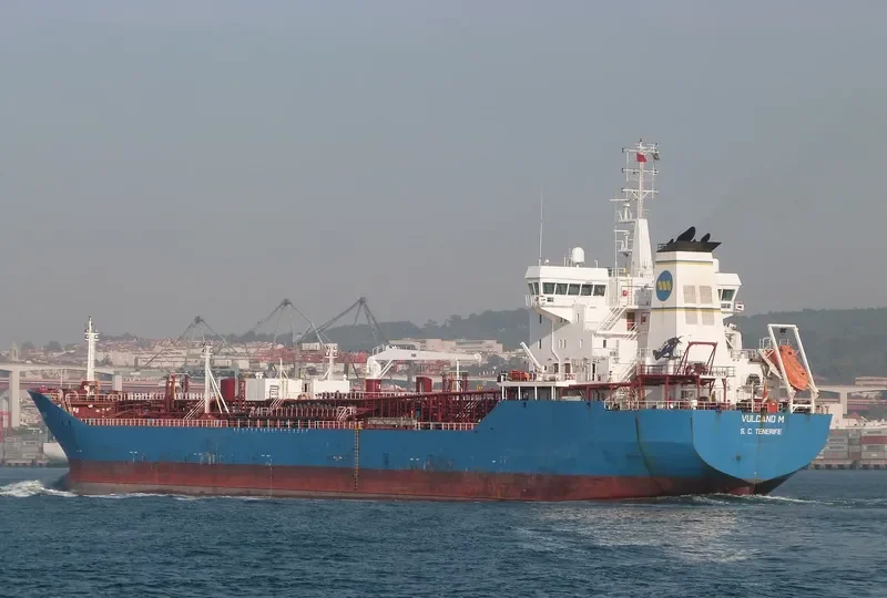 VULCANO M Tanker IMO 9251743 photo 9