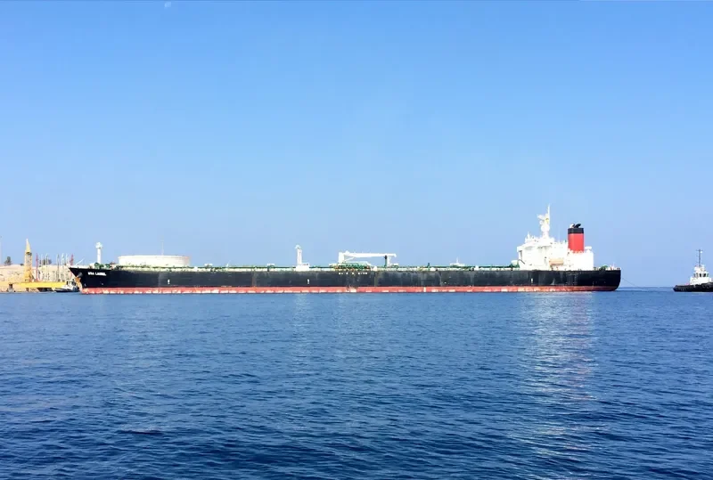 AFRA LAUREL Tanker IMO 9251810 photo 9
