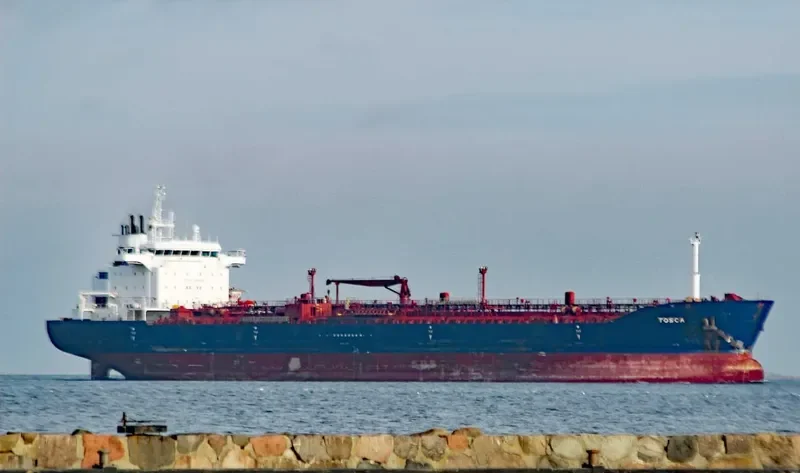 TEAM TOSCA Tanker IMO 9251884 photo 3