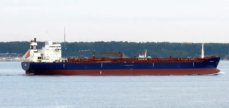 TEAM TOSCA Tanker IMO 9251884 photo 9