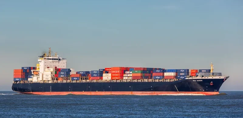 BOX QUEEN 1 Container Ship IMO 9252096 photo 9