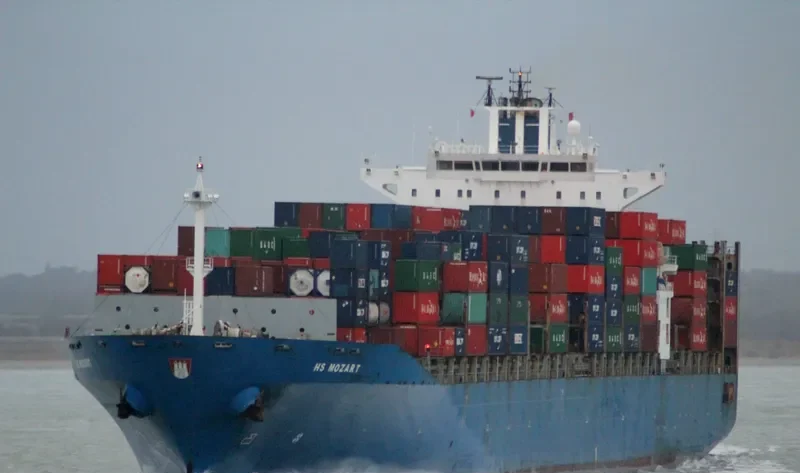 HS MOZART Container Ship IMO 9252254 photo 9