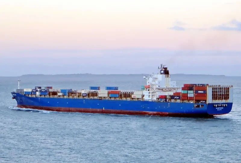 HS BEETHOVEN Container Ship IMO 9252266 photo 4