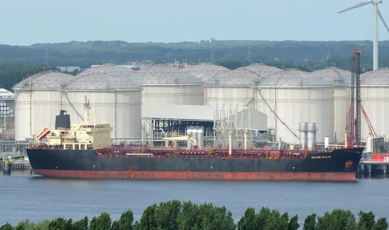 MAERSK REMLIN Tanker IMO 9252307 photo 5
