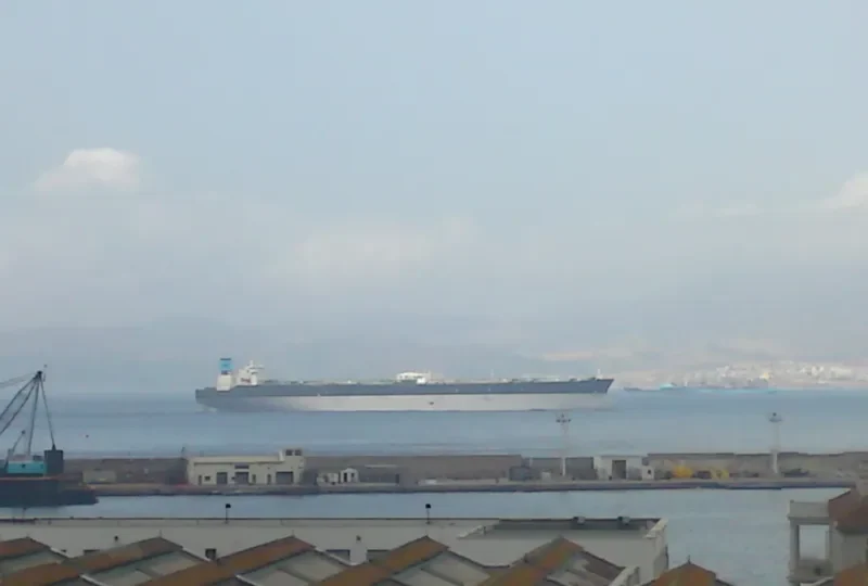 MARAN CORONA Tanker IMO 9252333 photo 9
