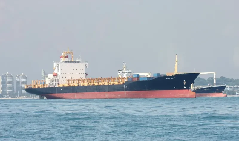 KOTA GEMAR Container Ship IMO 9252357