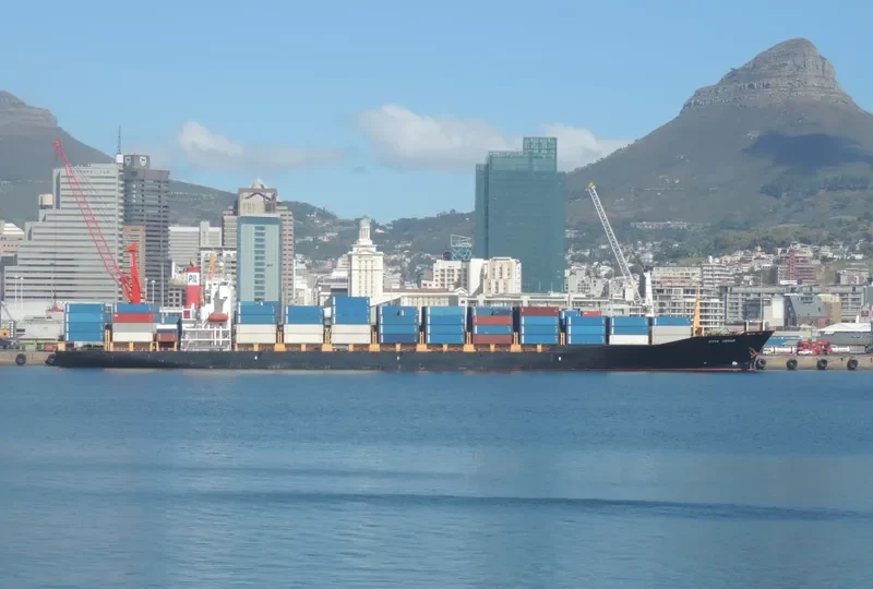 KOTA GEMAR Container Ship IMO 9252357 photo 4