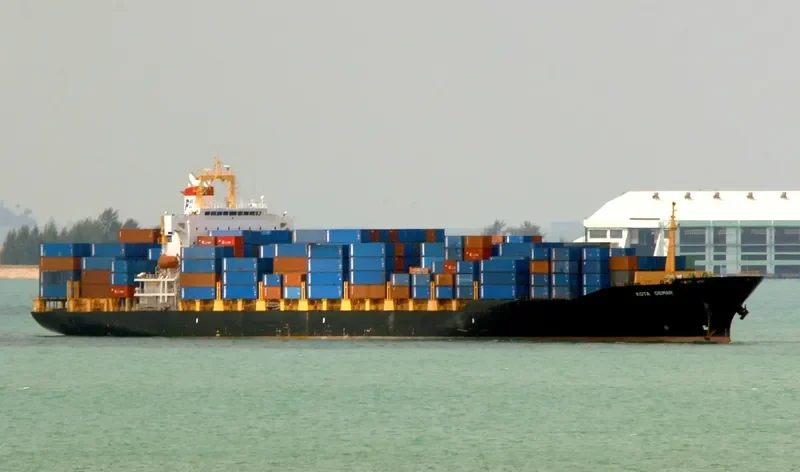 KOTA GEMAR Container Ship IMO 9252357 photo 7