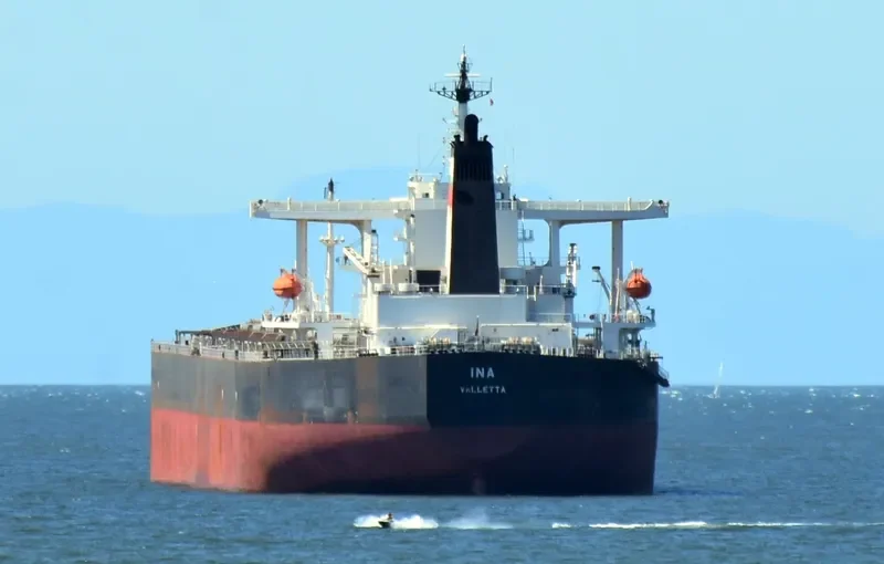 LILA LISBON Bulk Carrier IMO 9252498 photo 2