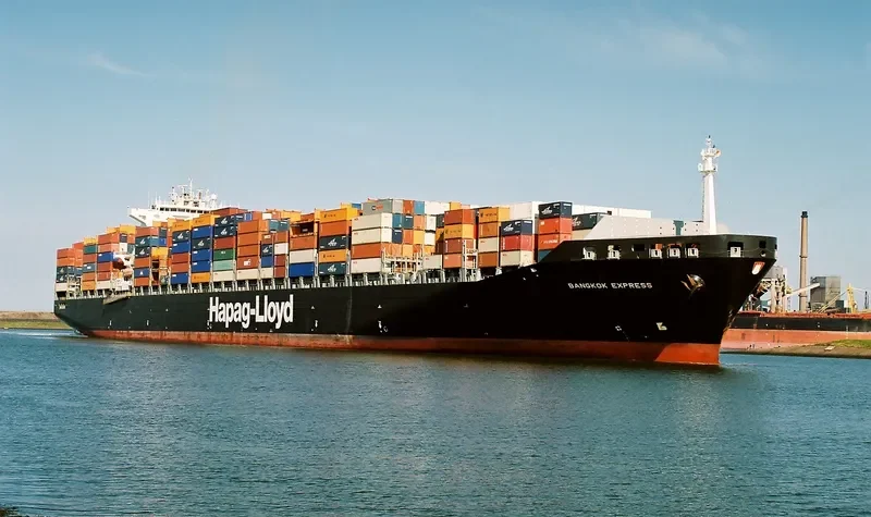 NORTHERN MAGNITUDE Container Ship IMO 9252553 photo 2