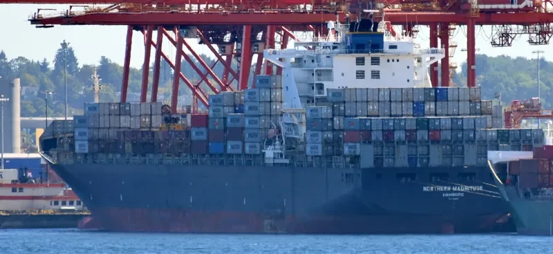 NORTHERN MAGNITUDE Container Ship IMO 9252553 photo 6
