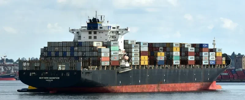 NORTHERN MAGNITUDE Container Ship IMO 9252553 photo 7