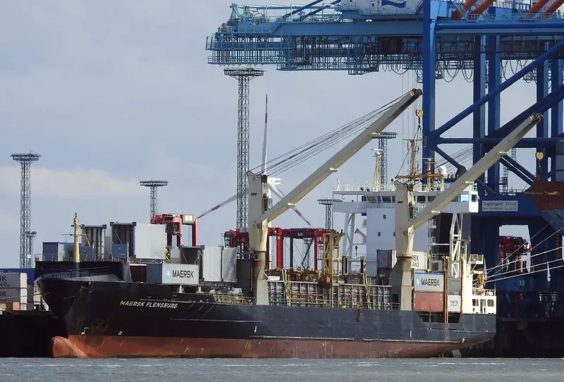 FLENSBURG Container Ship IMO 9252773 photo 10