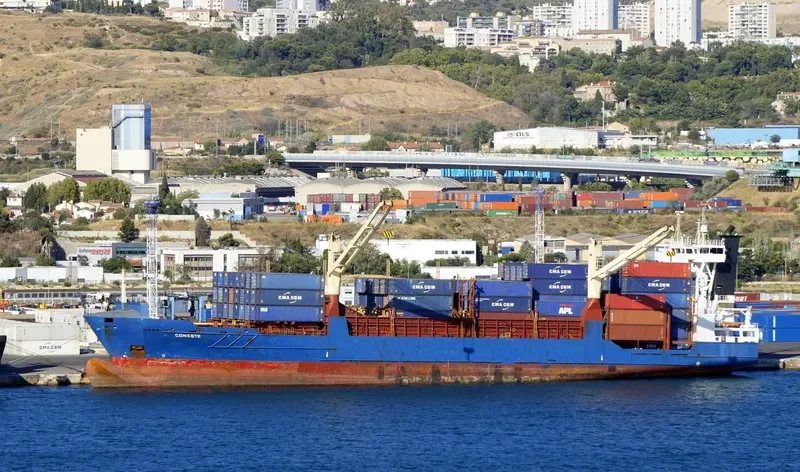 CONESTE Container Ship IMO 9252802 photo 5