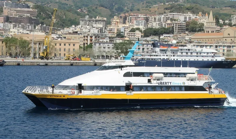 VITTORIA M Passenger Ship IMO 9252917 photo 4