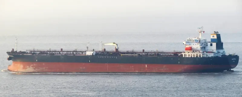 ELAN VITAL Tanker IMO 9252943 photo 8