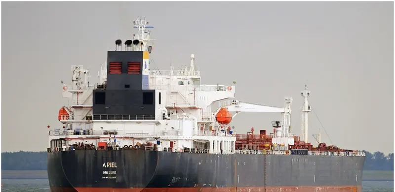 ARIEL Tanker IMO 9252955 photo 3
