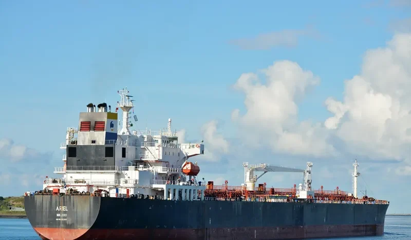 ARIEL Tanker IMO 9252955 photo 4