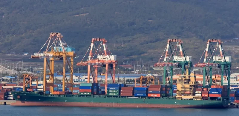 CARPATHIA Container Ship IMO 9253038 photo 4