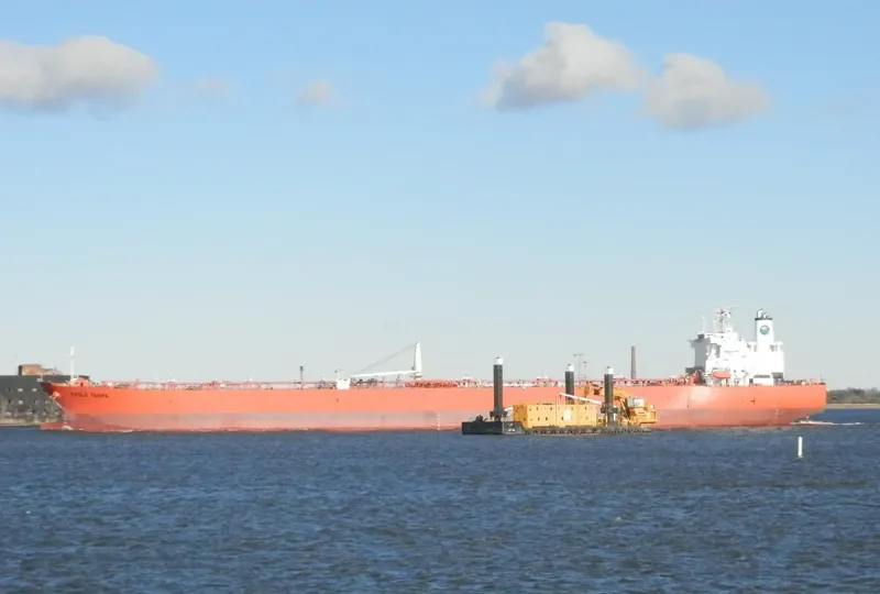 EAGLE TAMPA Tanker IMO 9253076 photo 8