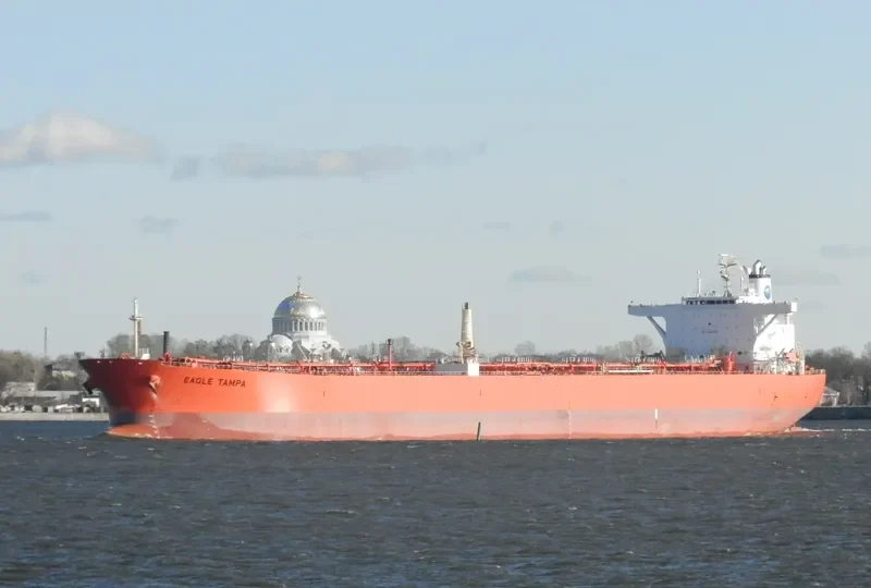 EAGLE TAMPA Tanker IMO 9253076 photo 9
