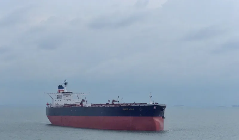 NAVE CELESTE Tanker IMO 9253117 photo 8