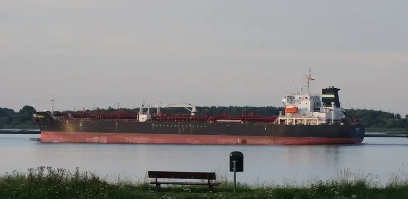 BENTLEY I Tanker IMO 9253129 photo 2